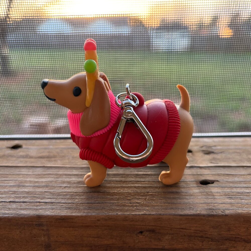 Bath and Body Works - Dachshund Anti-Bac Light Up Keychain [Like New]